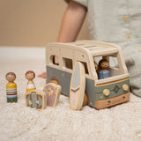 Furgoneta retro Little Dutch, detalle interior con figuritas