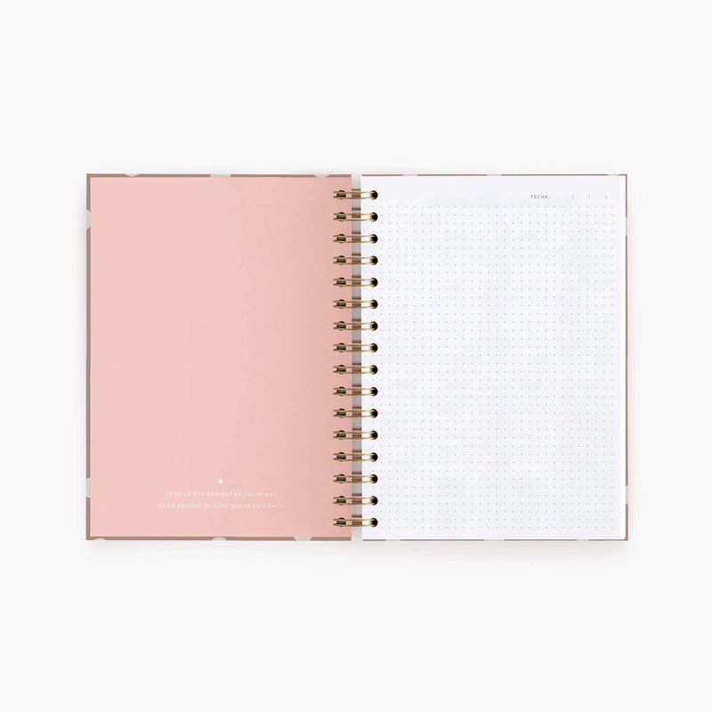 Cuaderno mediano. Mocca.
