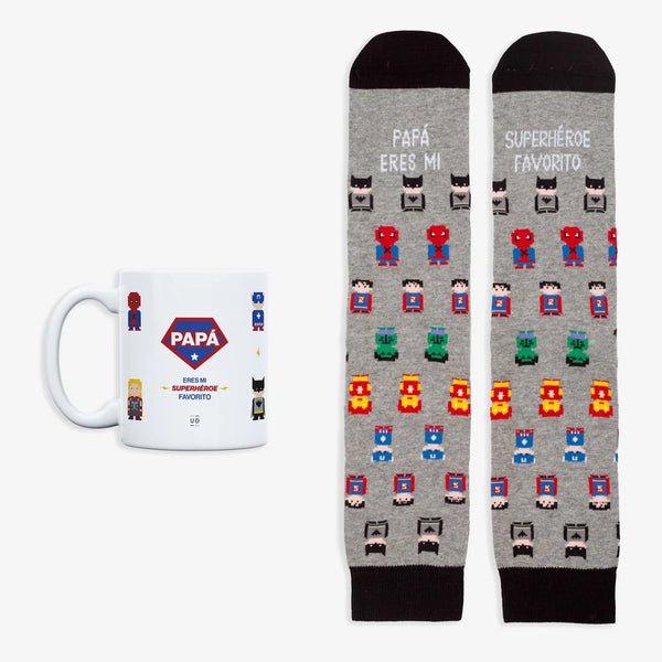Kit Taza + Calcetines "Papá, eres mi superhéroe favorito" CAST.